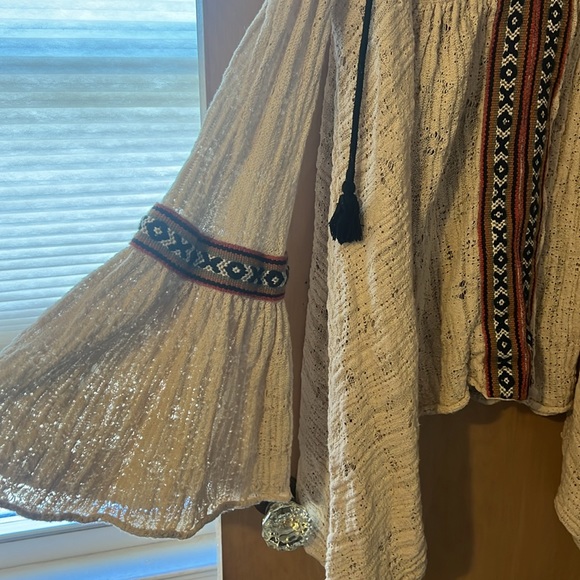 Free People Cold Shoulder Long Sleeve - Picture 2 of 3